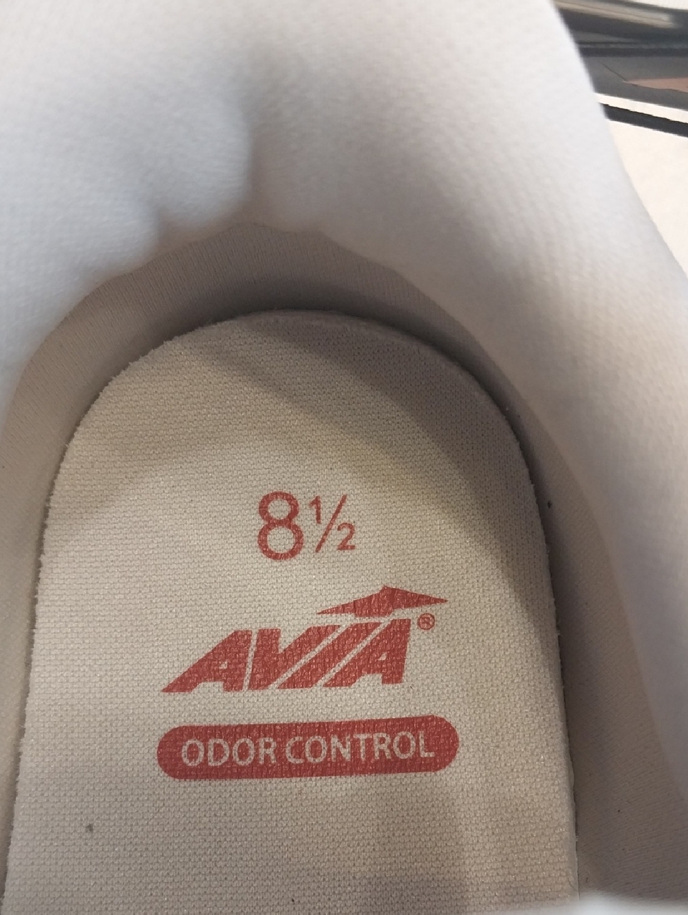 Avia NWT Women's Athletic Jumbo Lite Runner Sneakers Size 8.5 M Red & White - Picture 2 of 9